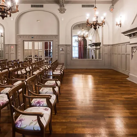 Nh Collection Gran De Hotel 4*