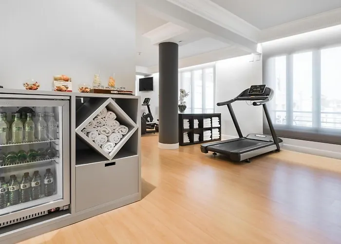 Nh Collection Gran De Hotel 4*